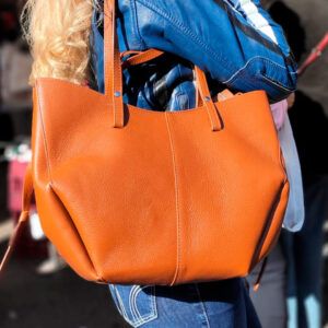 Bolso-Carolina-piel-lisa-camel