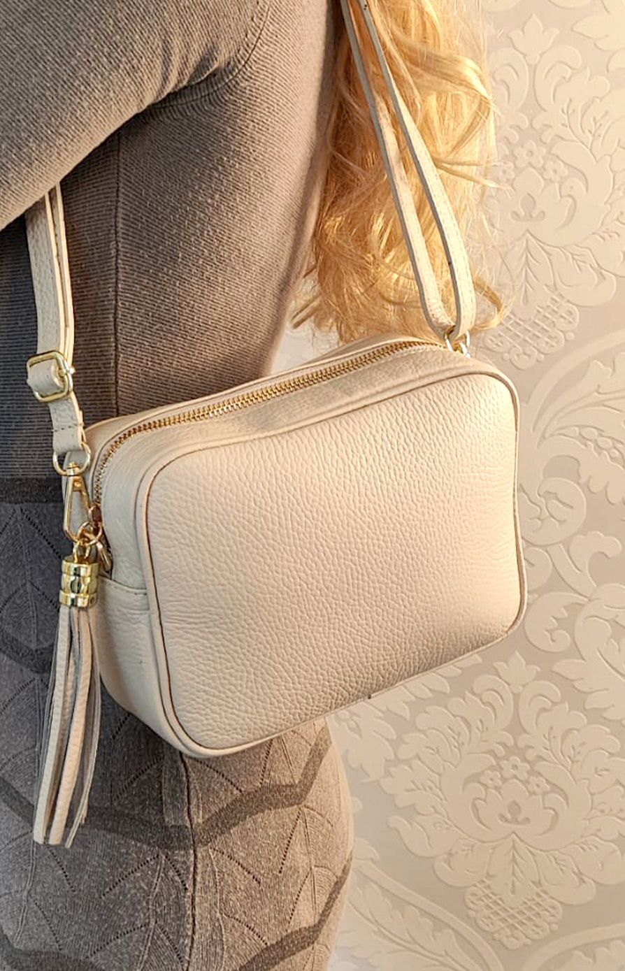 Bolso Estela. Bolso tipo neceser con borla - Imagen 5