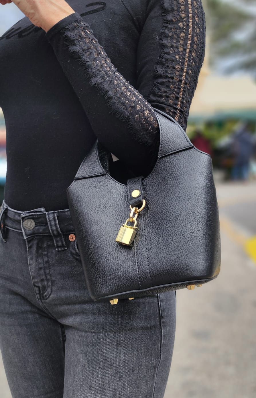 Bolso Candela. Bolsito con candado - Imagen 4