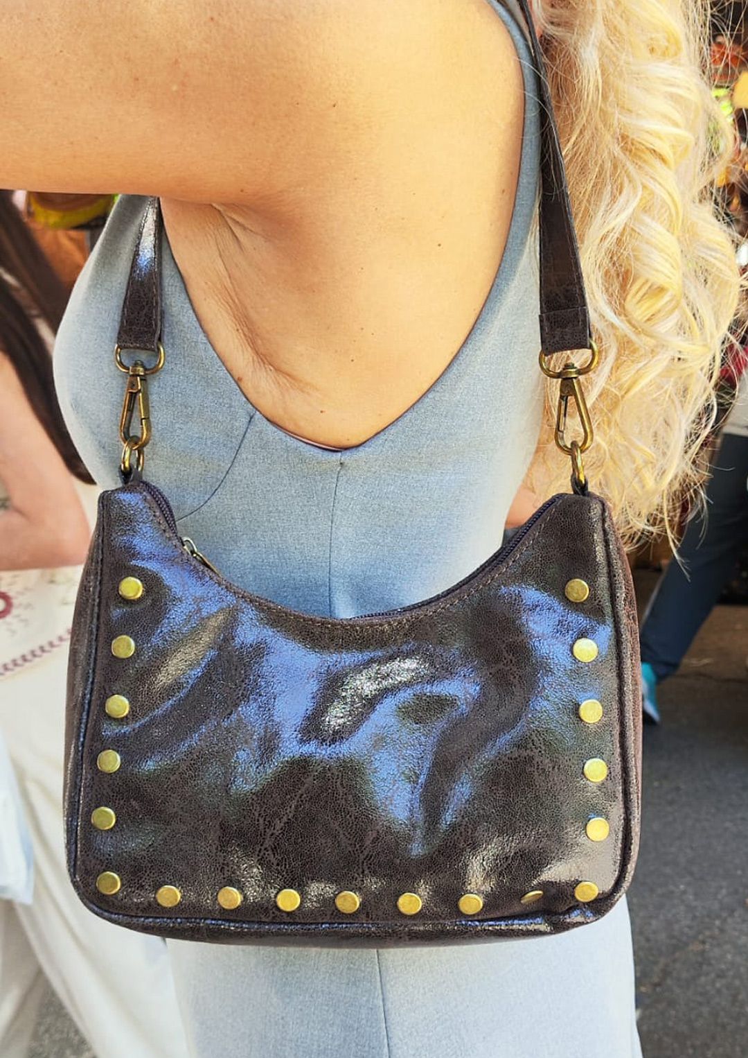 Bolso Laura. Bolso con tachuelas - Imagen 3