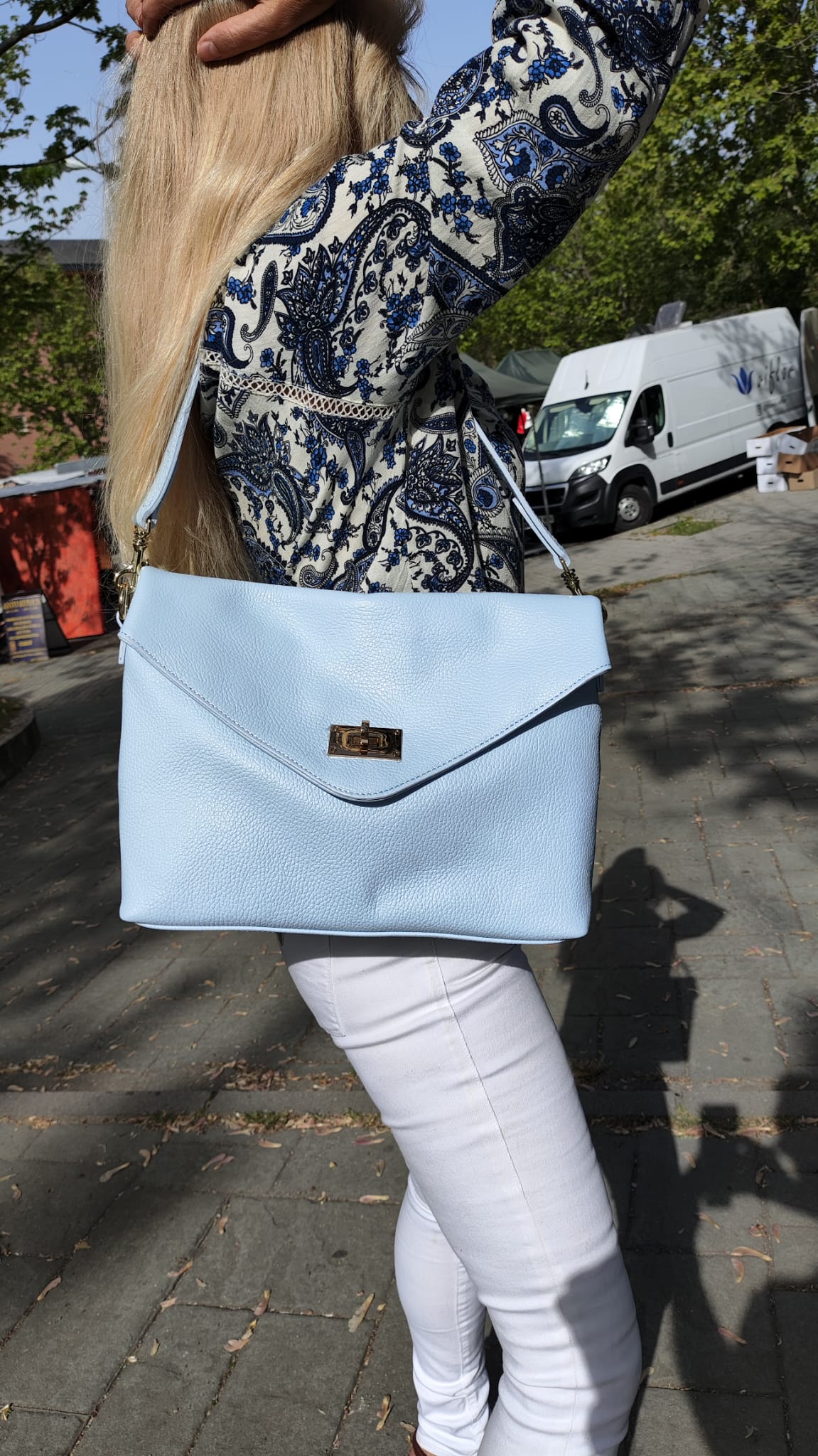 Bolso Lía. Bolso con cierre dorado - Imagen 5