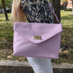 Bolso Lía. Bolso con cierre dorado