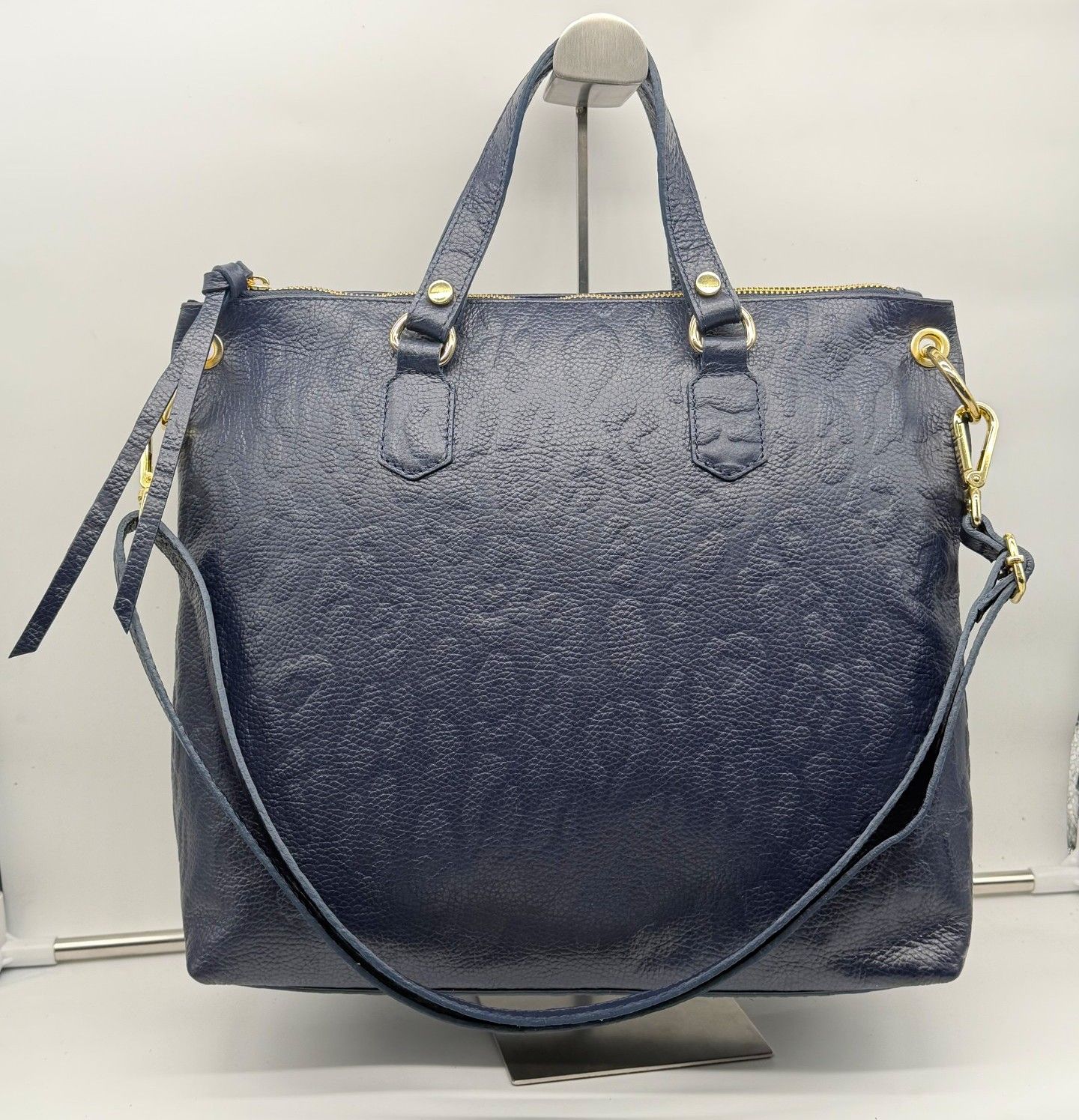 Bolso Davinia. Gran bolso en piel grabada - Imagen 8