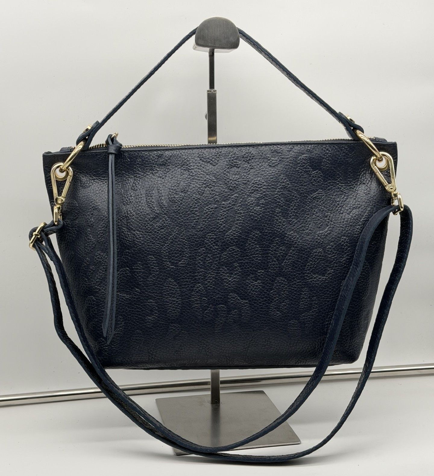 Bolso Esmeralda. Bolso en piel grabada - Imagen 8